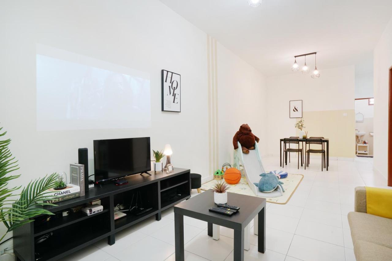 Desaru Beach Waterpark Tvbox By Joyfully 20B10 Exterior photo
